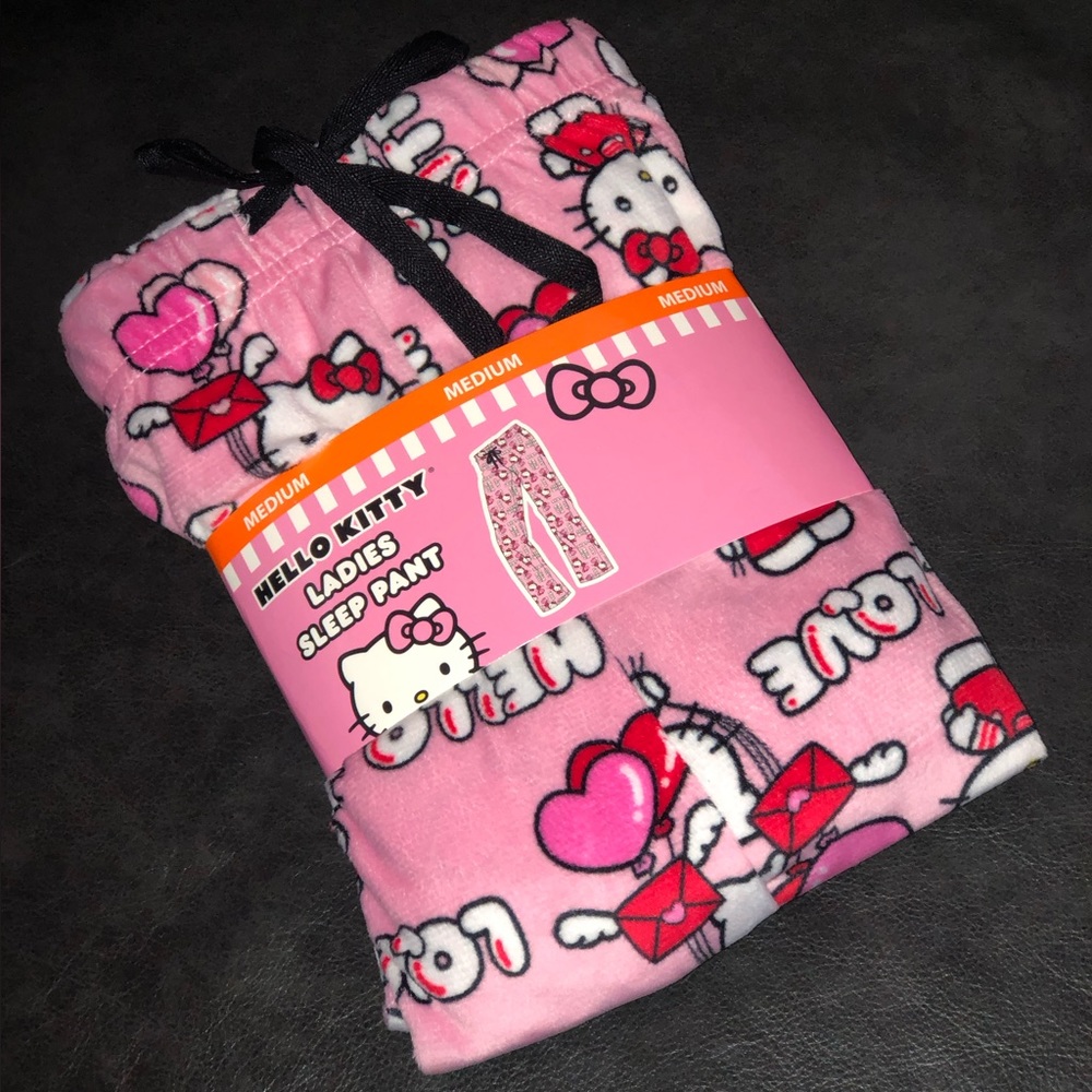 ✨NWT✨LAST ONE!! ‼️ Hello Kitty Sanrio CVS Sleep Pajama Pants 2023 Valentines - Picture 2 of 8